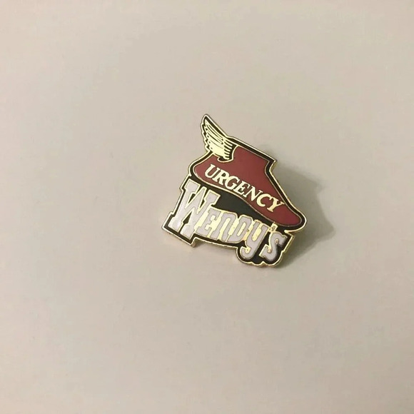 Wendys  Restaurant Urgency Enamel Pin Lapel - Picture 2 of 9